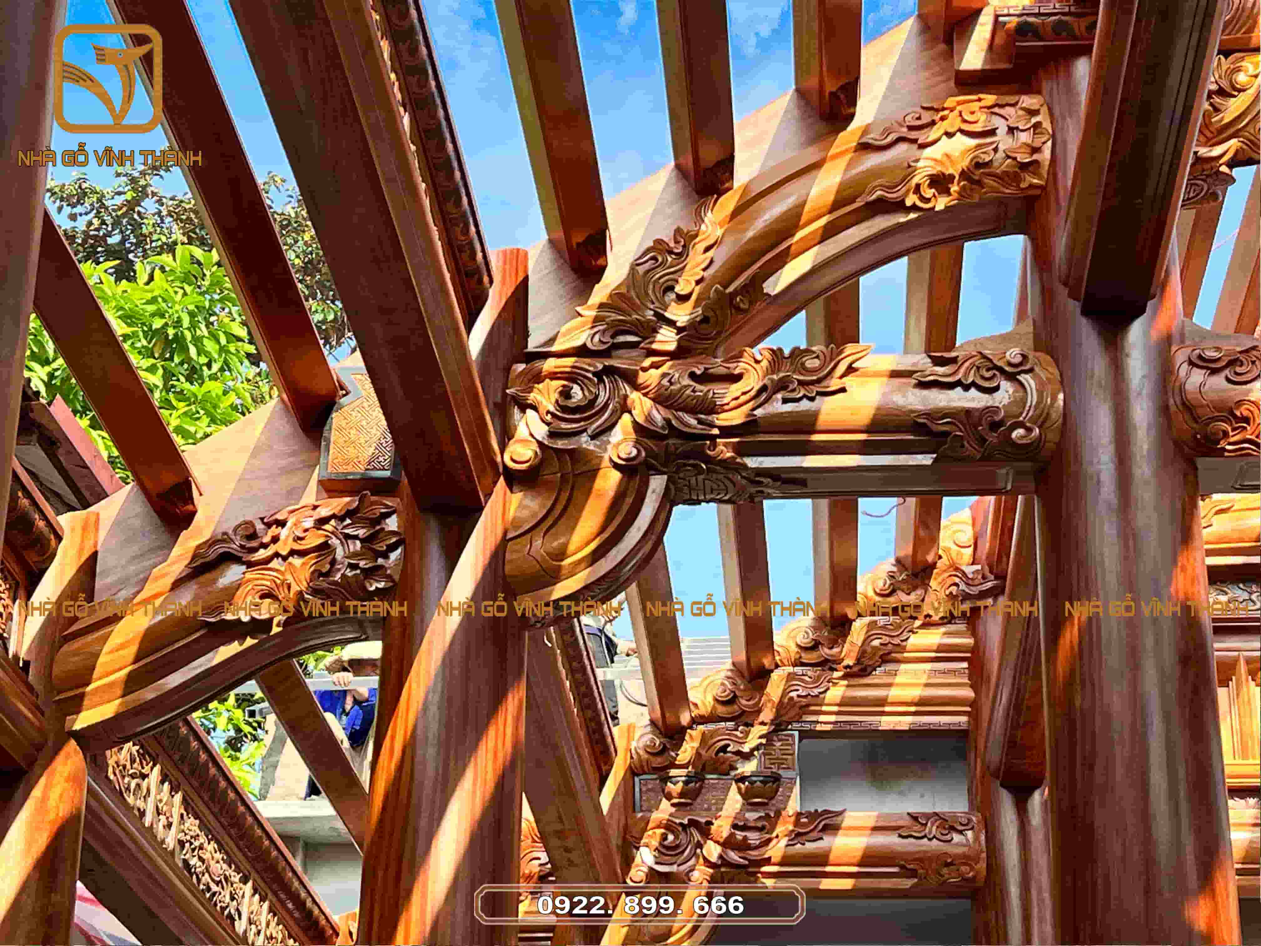 Chi tiết hoa văn nh&agrave; gỗ 3 gian đại khoa